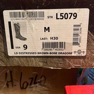 Brand new circle g boots